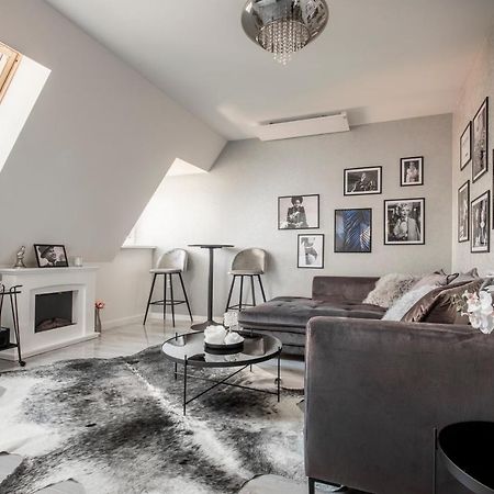 Apartman Blue Moon Banska Stiavnica Bagian luar foto